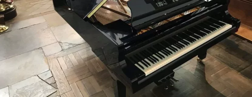 Kawai GX6 Grand piano delivered to Holy Trinity Church